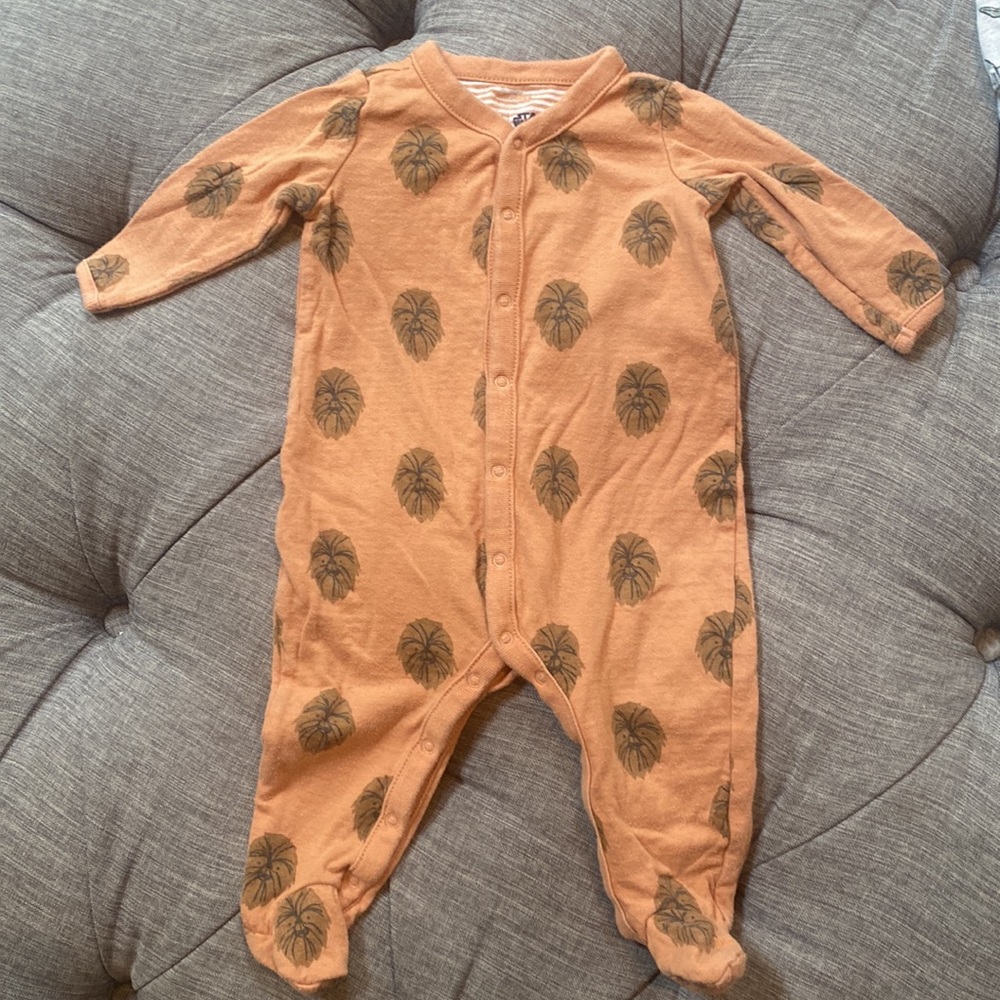 Star Wars Baby Gap Bundle! 3-6 M. 2 Pants, 3 LS onesies, 1 pajamas, 1 sweatsuit - Picture 12 of 16